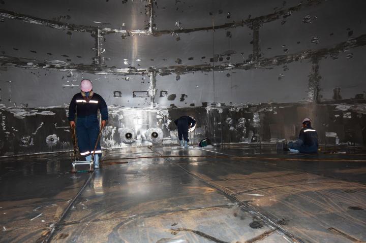 Équipe qualifiée pour l’entretien de sites industriels